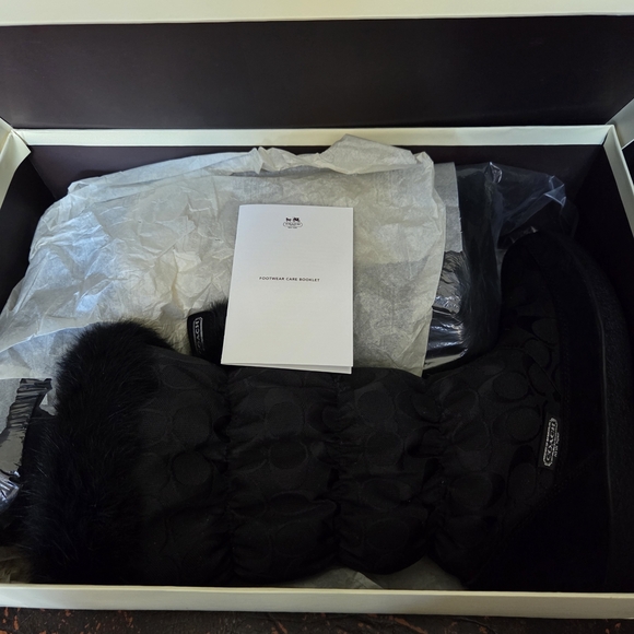 Coach Snow Boots Women's 8.5 Black Fur Trimmed - Picture 4 of 14